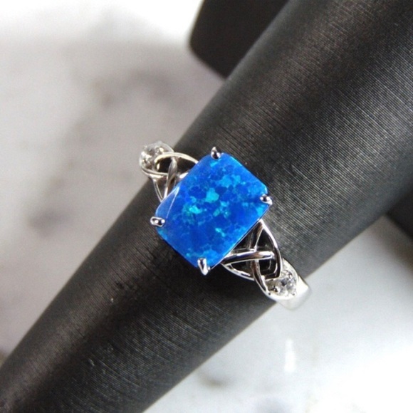 Womens Sterling Silver Modernist Opal Ring - Picture 1 of 5